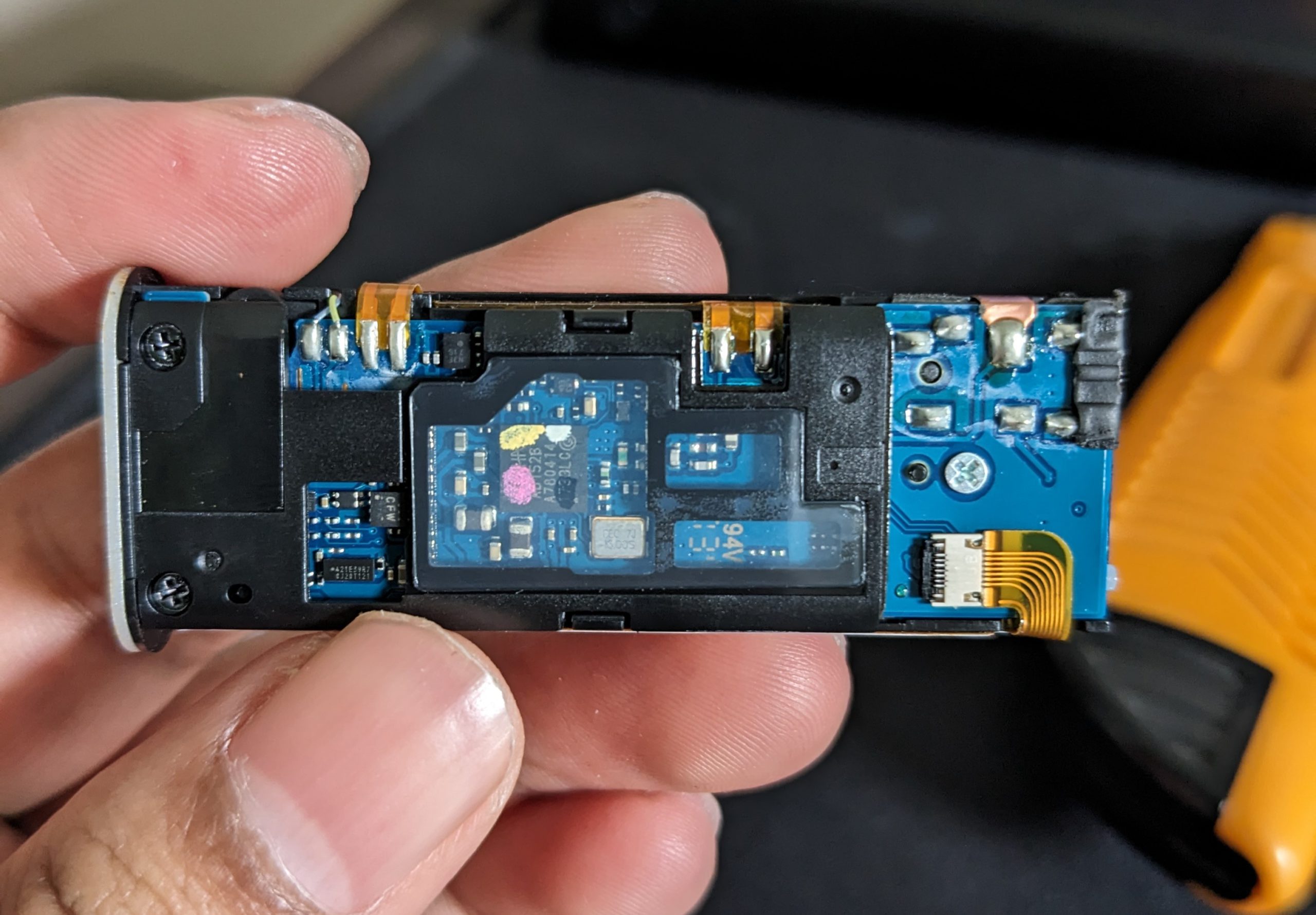 Sony Bluetooth Headset SBH56 Disassembly Process